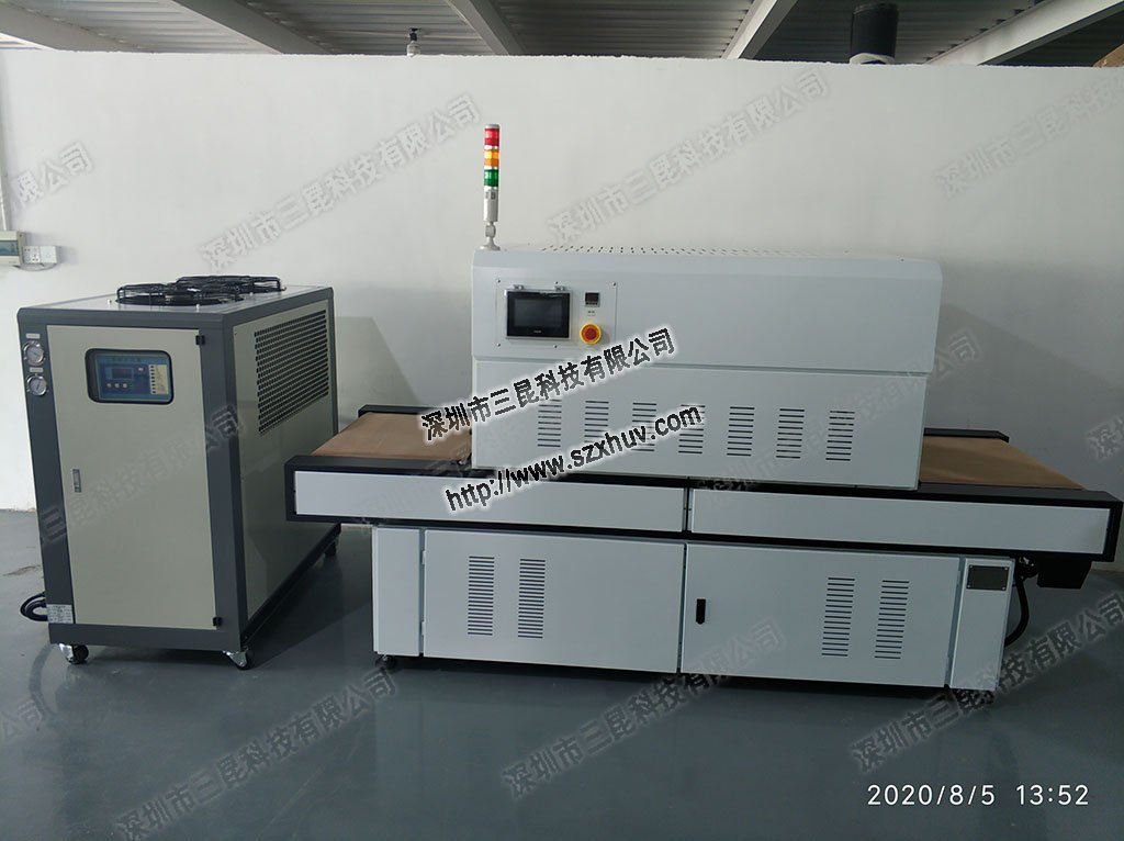 油墨UV LED固化燈通過紫外線照射固定UV涂料